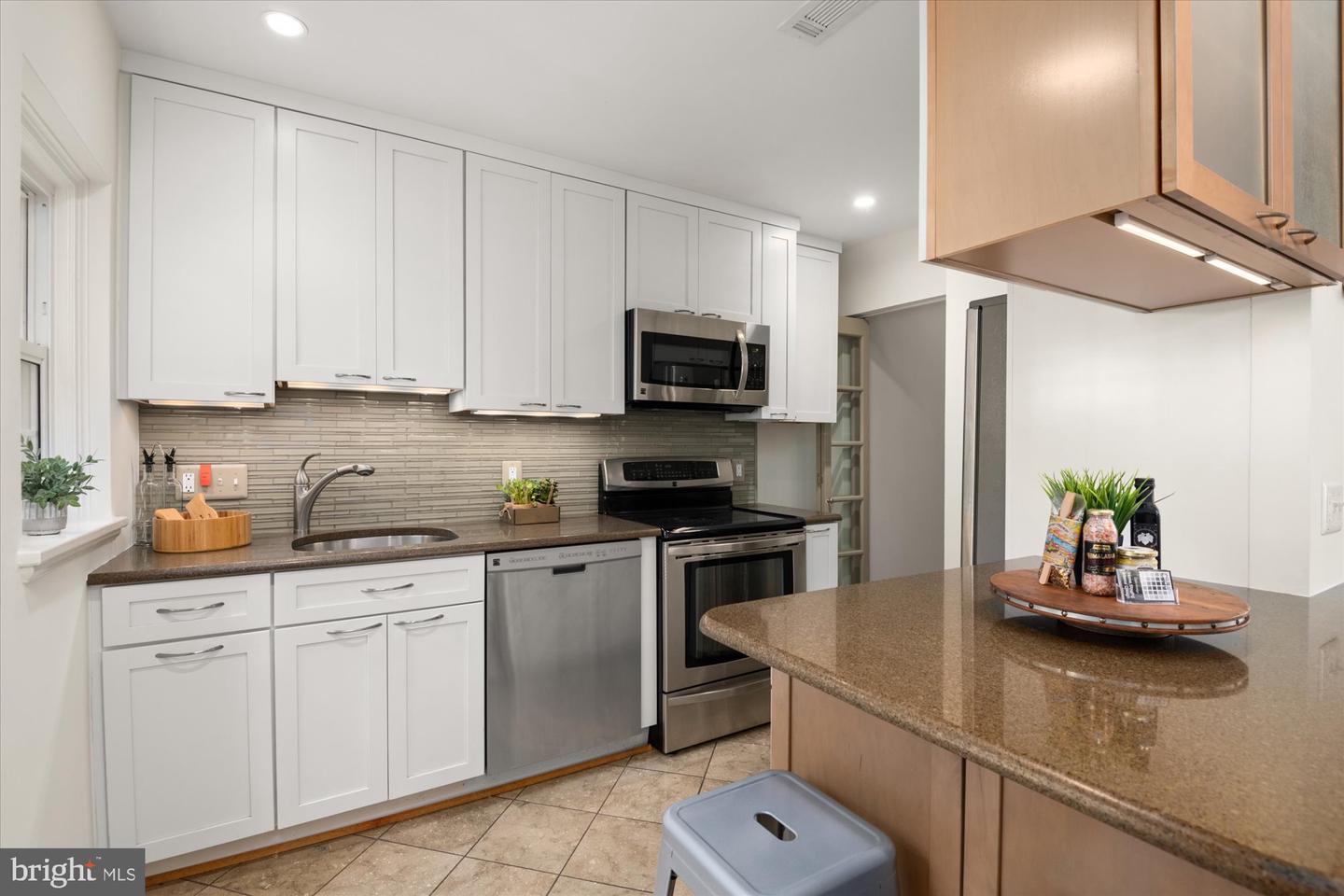 3565 S STAFFORD STREET Unit: A