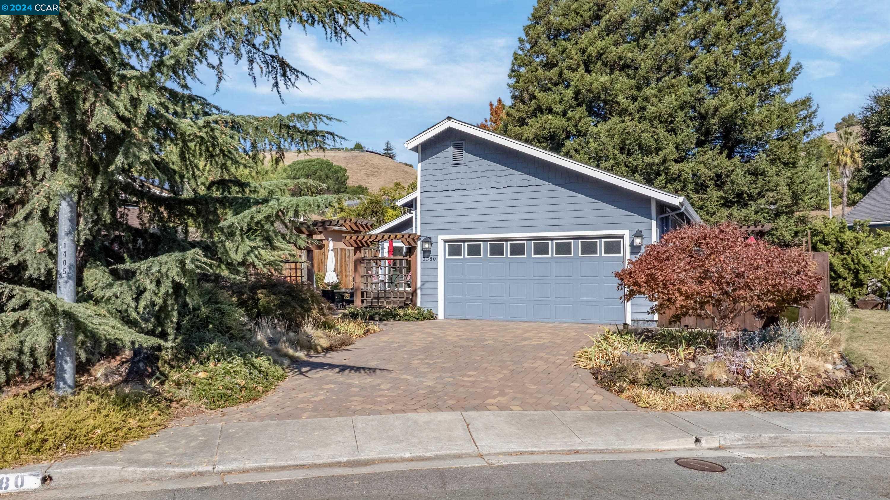 2380 Martinez Ct