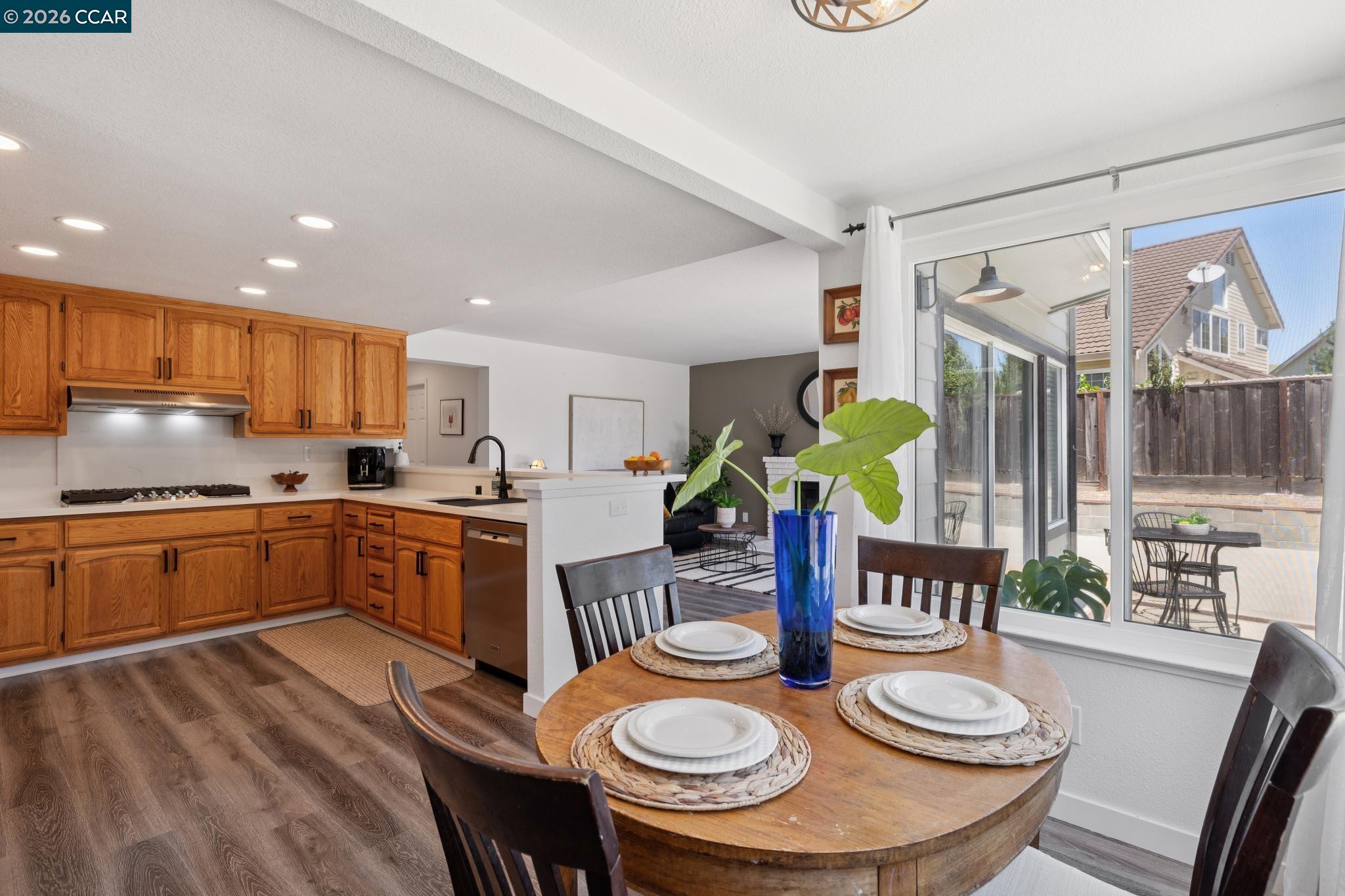 2724 De La Briandais Ct