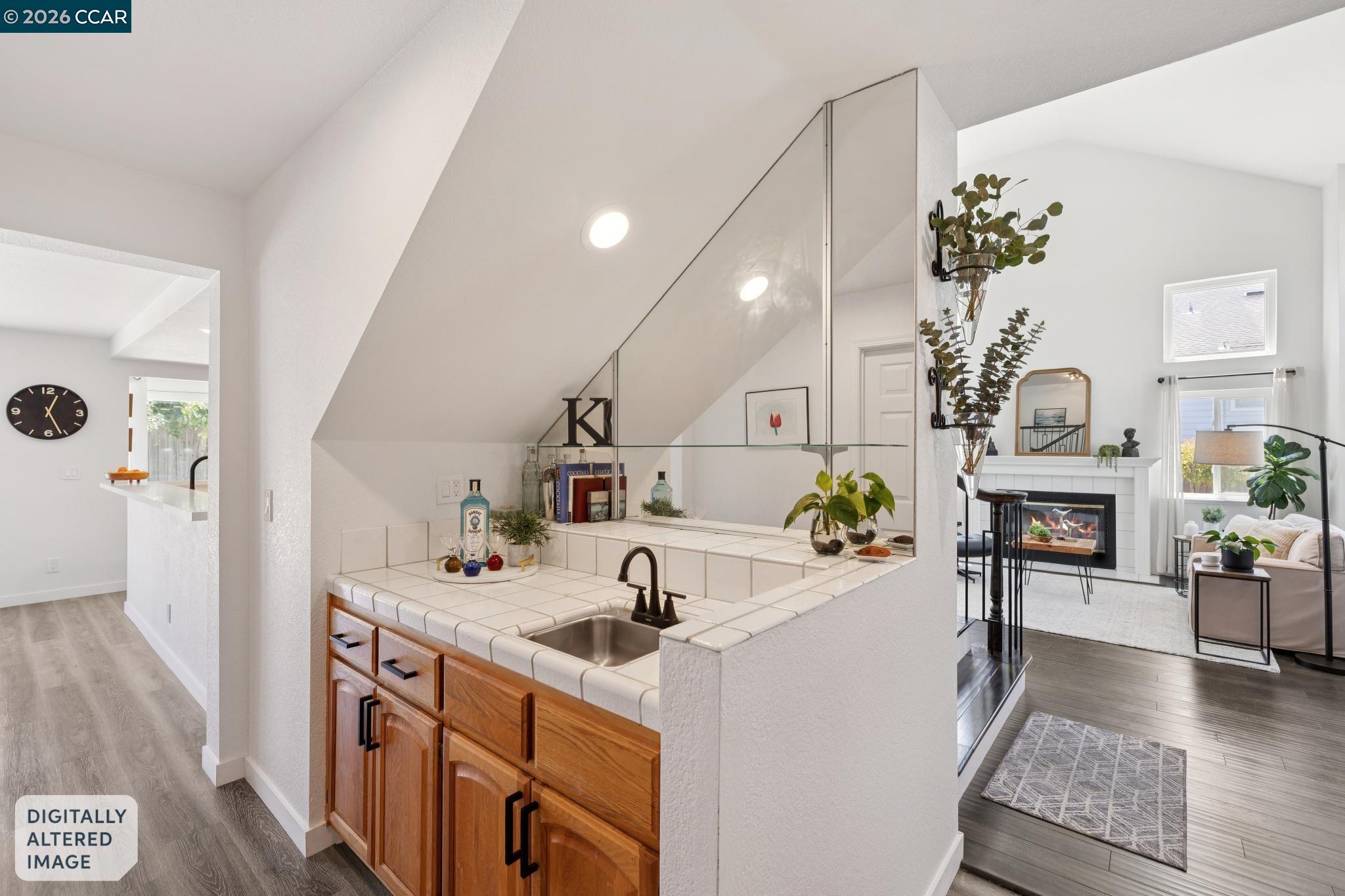 2724 De La Briandais Ct