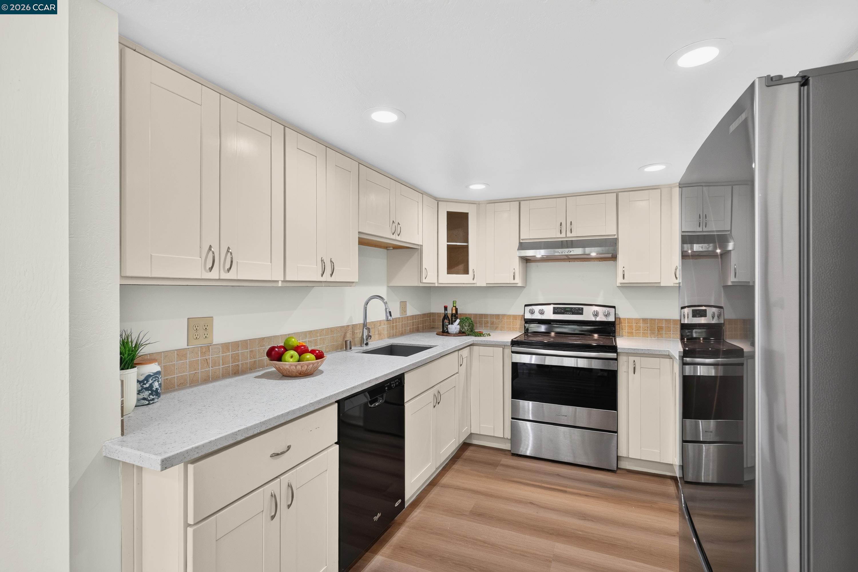 1707 Dalessi Dr