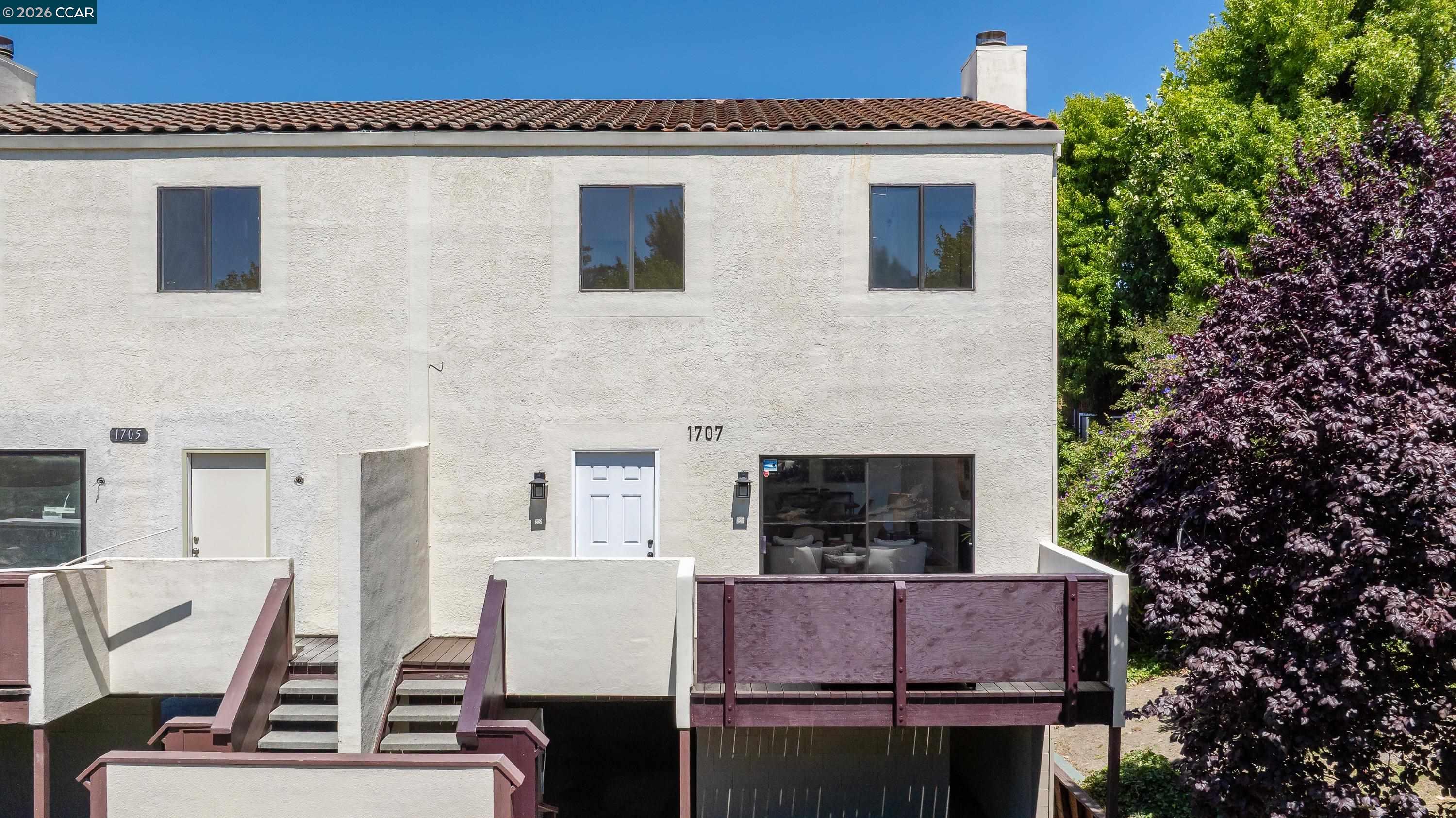 1707 Dalessi Dr