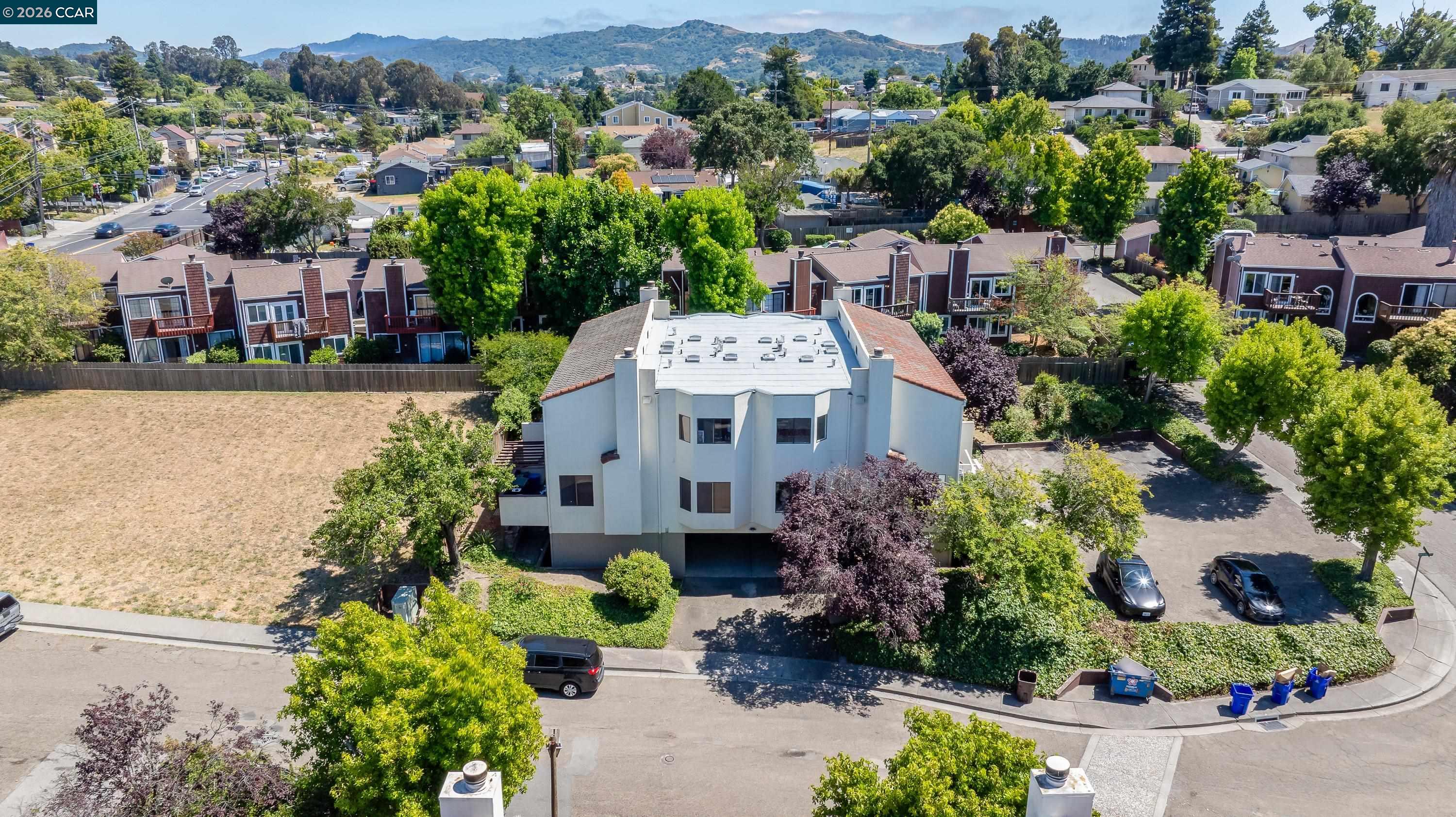 1707 Dalessi Dr