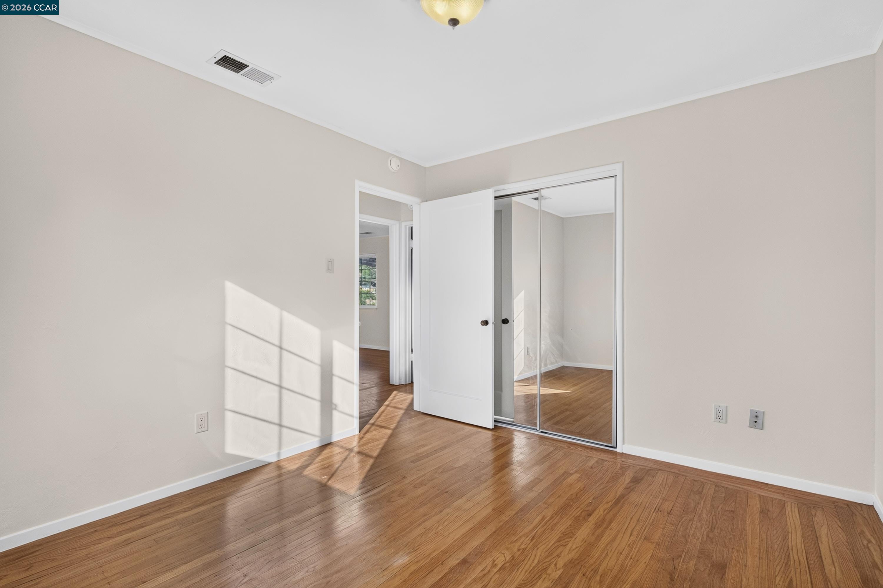 831 Fulton Way