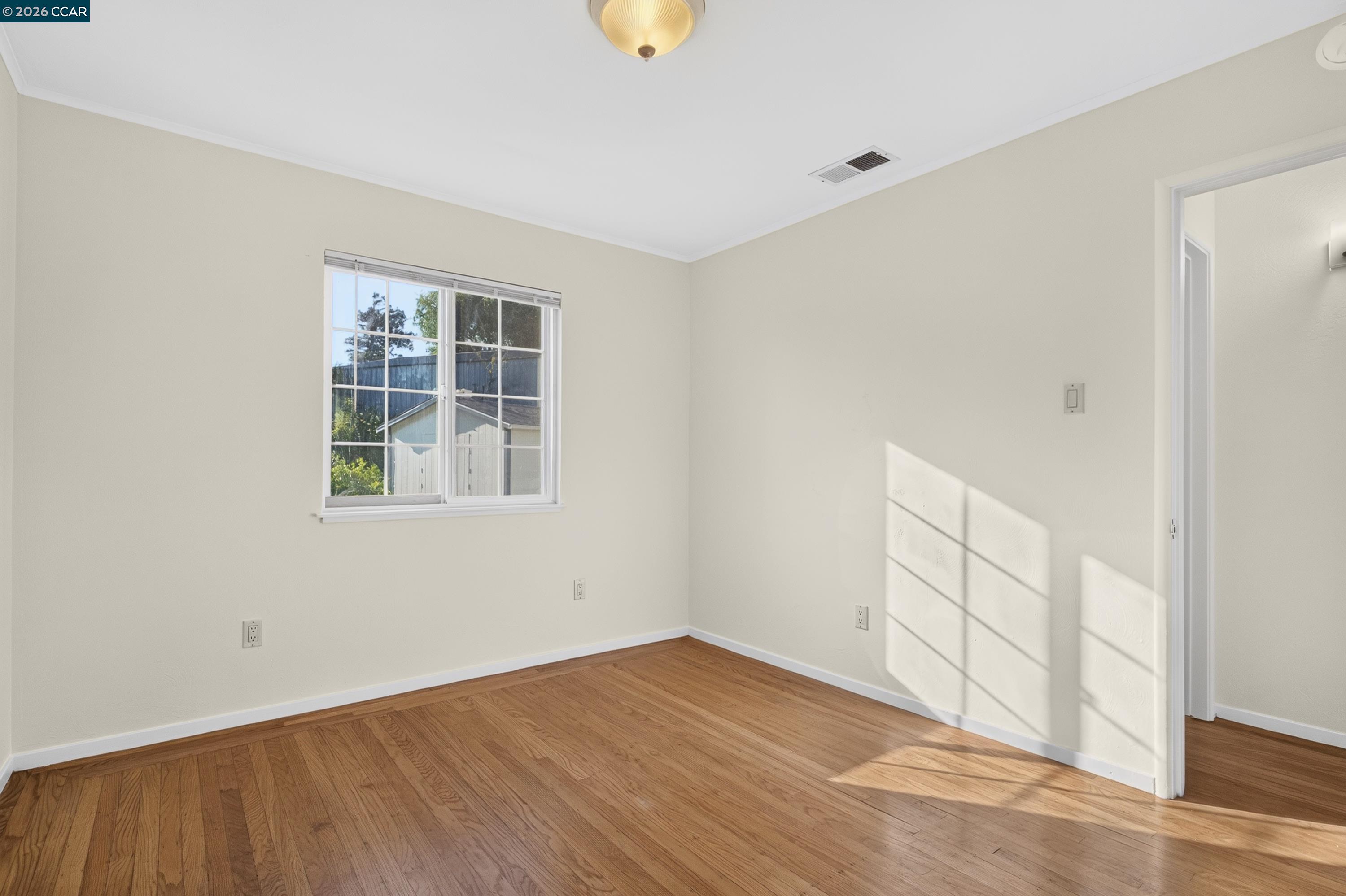 831 Fulton Way