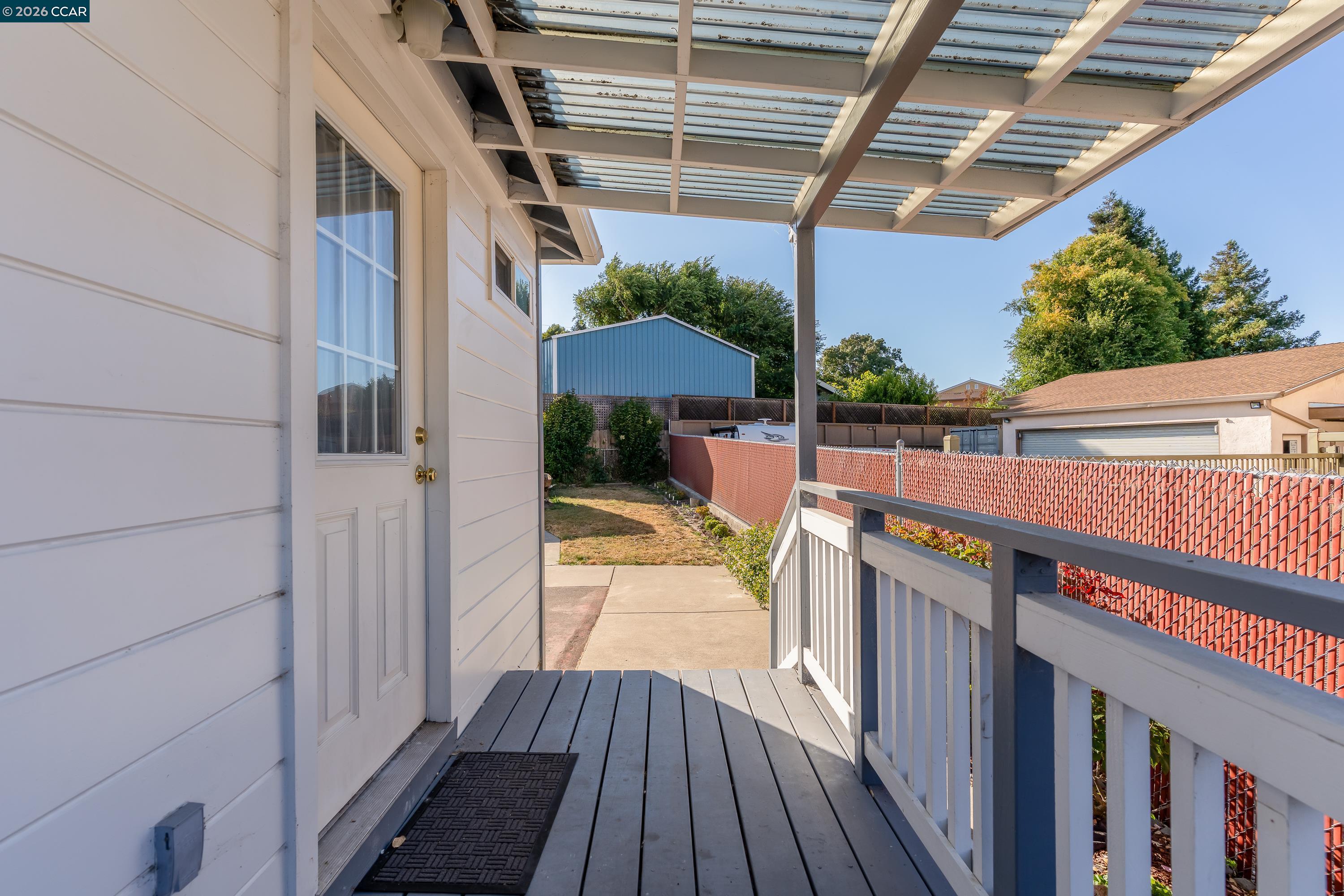 831 Fulton Way