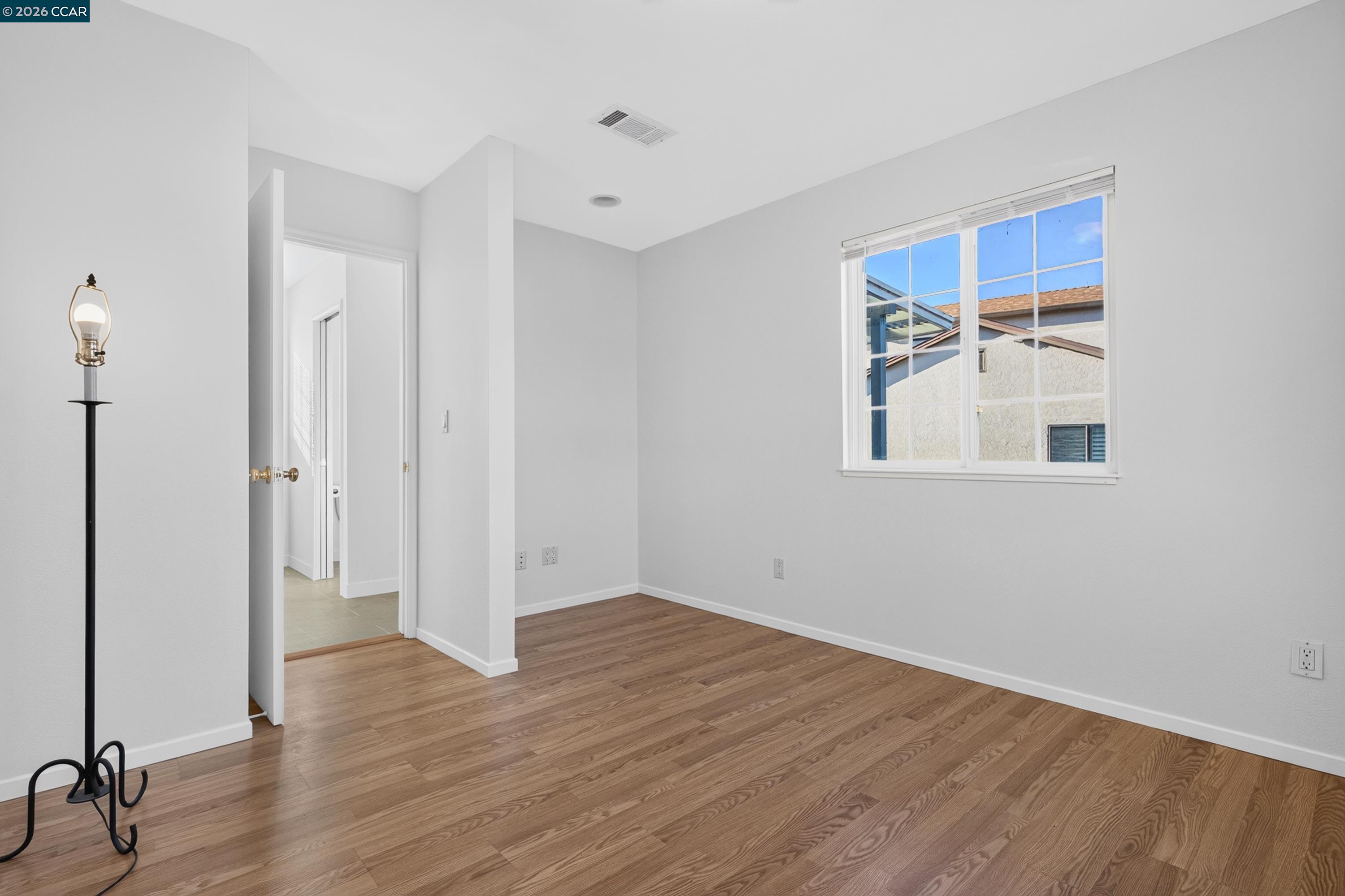831 Fulton Way