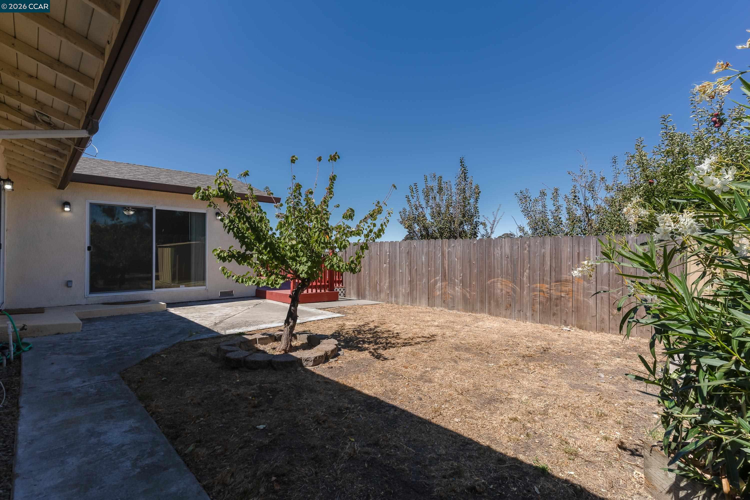 2416 Ohatch Dr