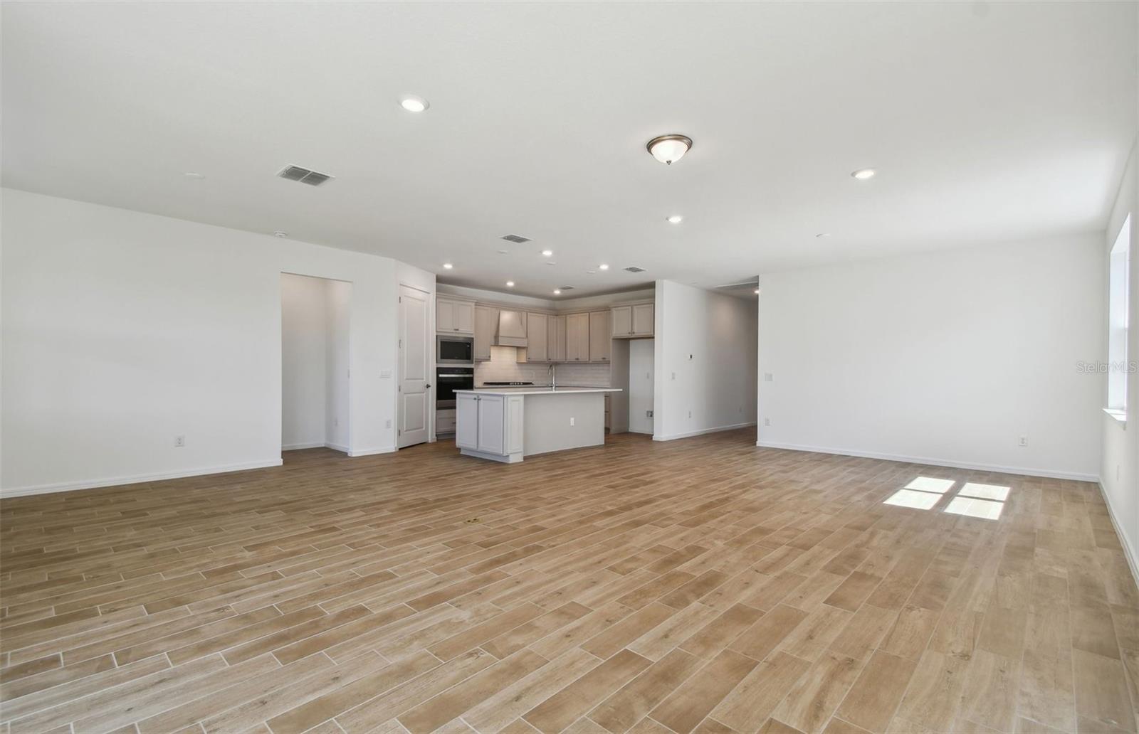 9927 PATTERSON WAY