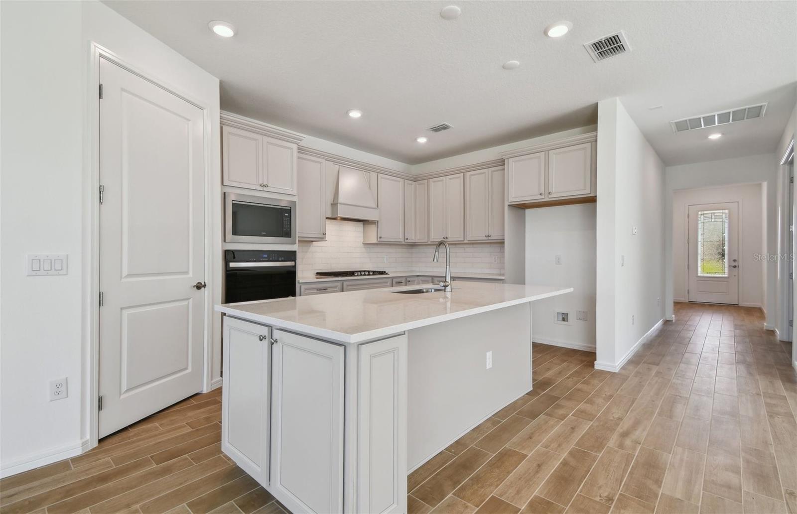 9927 PATTERSON WAY