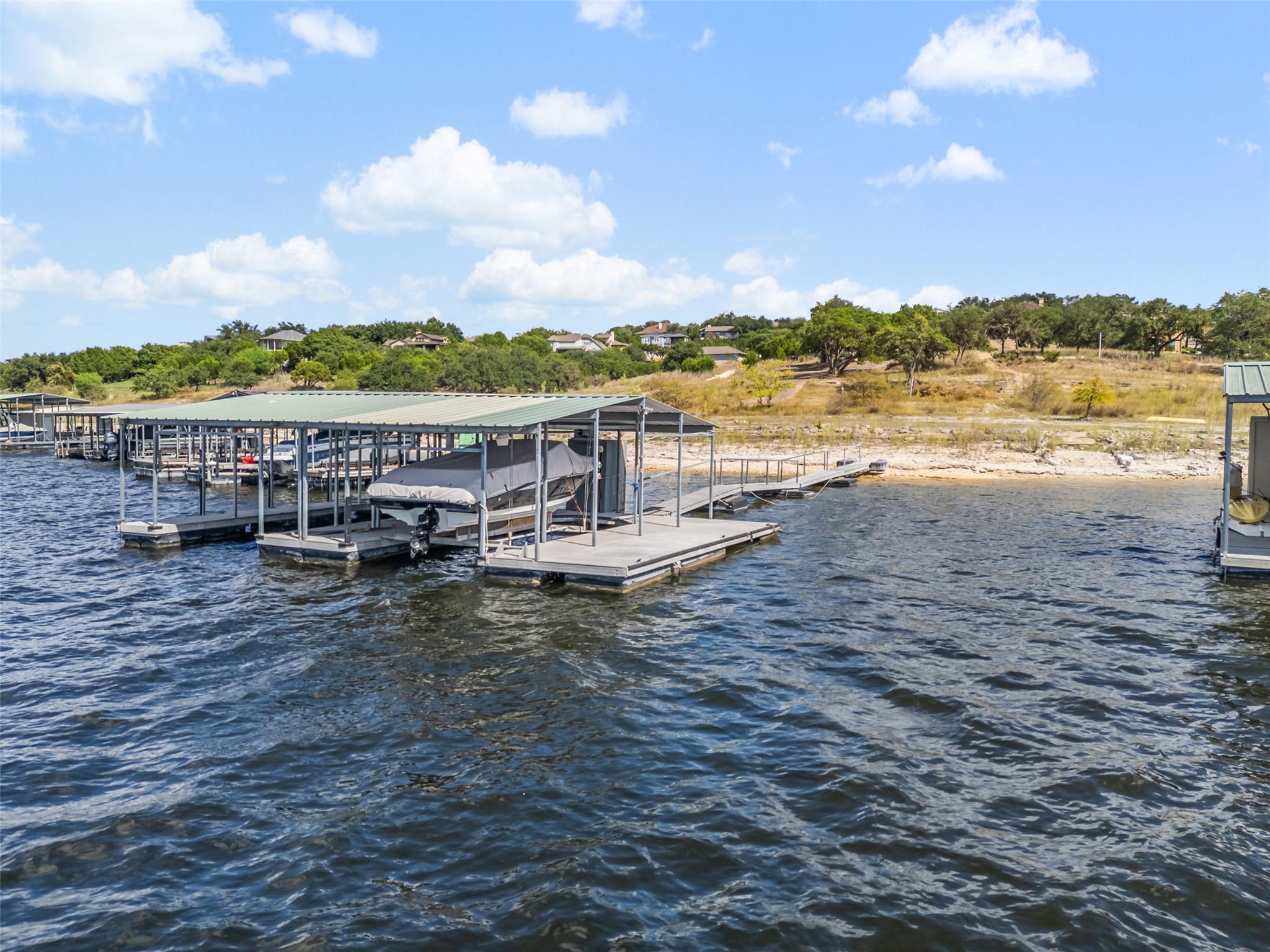 316 Lakefront DR