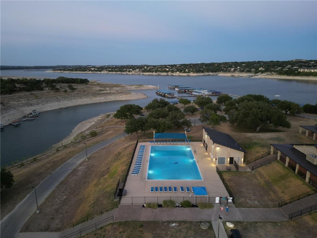 316 Lakefront DR