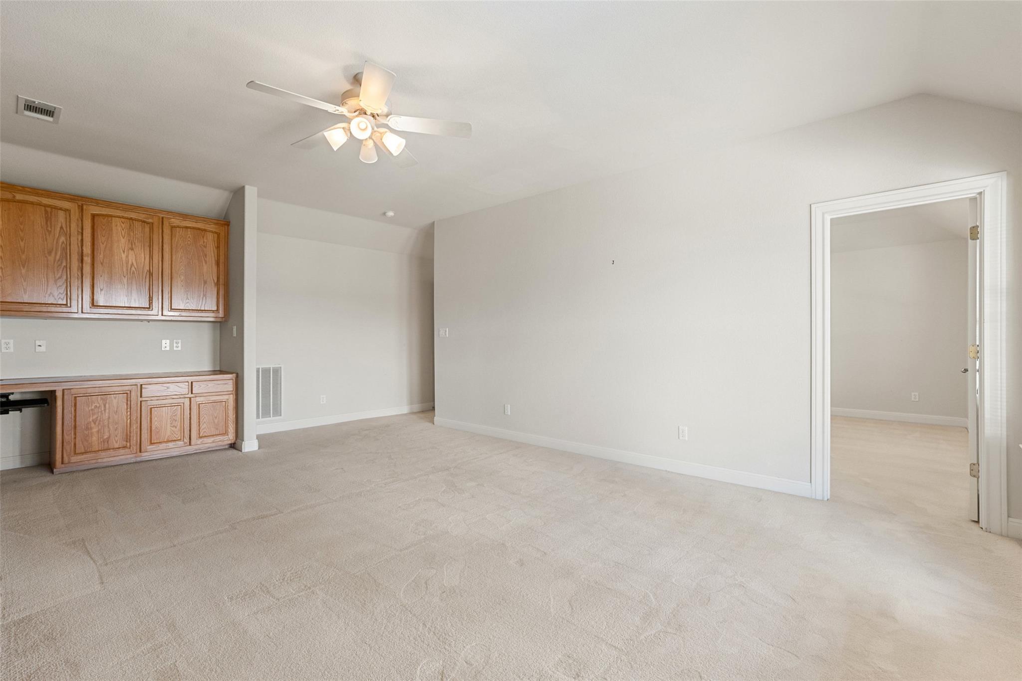 316 Lakefront DR