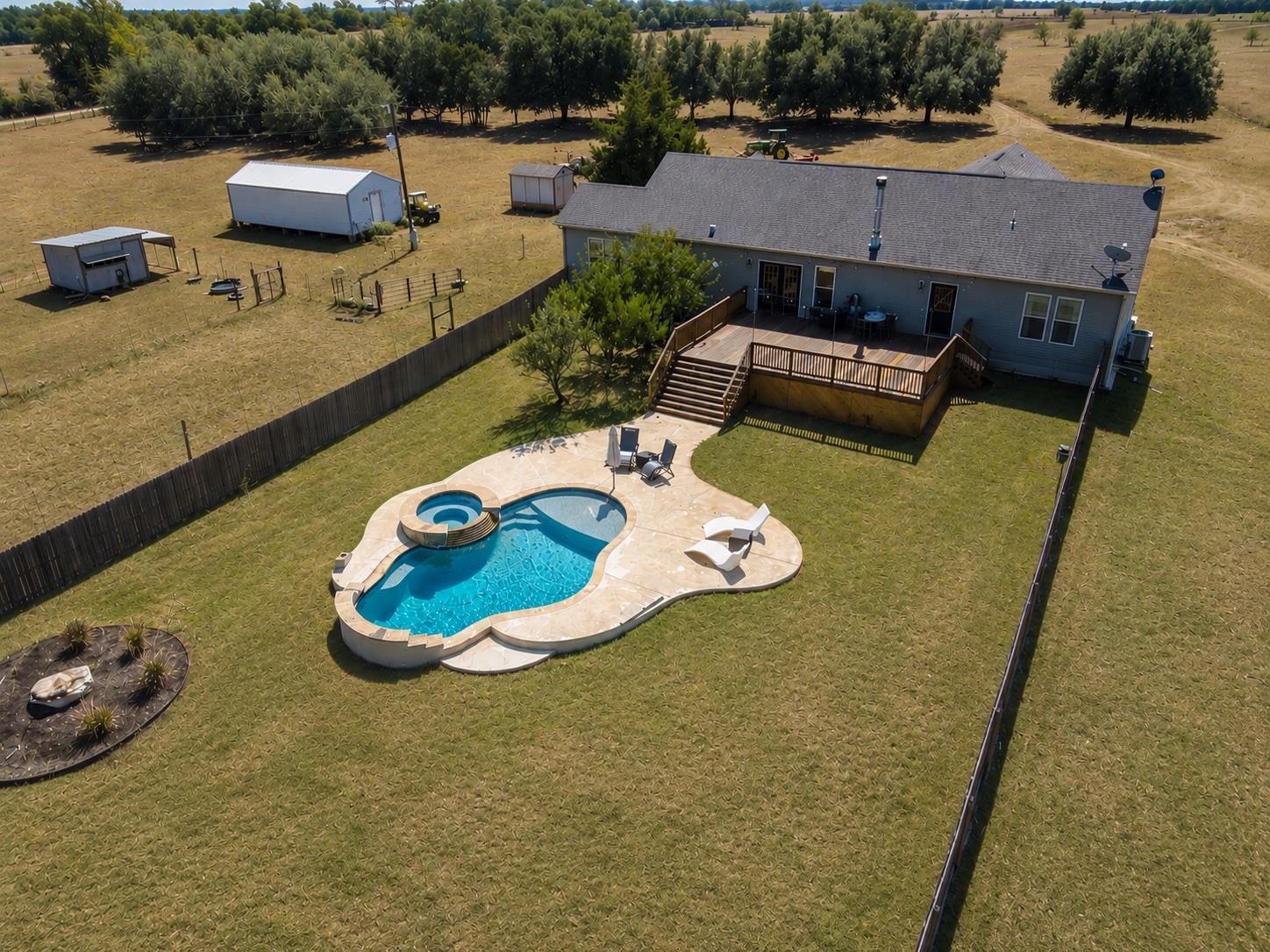 3995 COUNTY ROAD 405