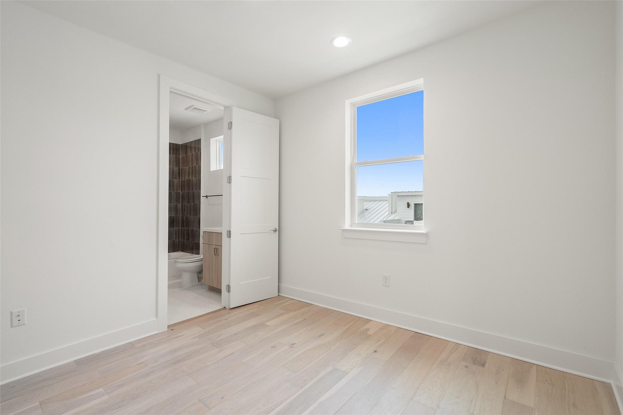 2805 McCurdy ST # 3