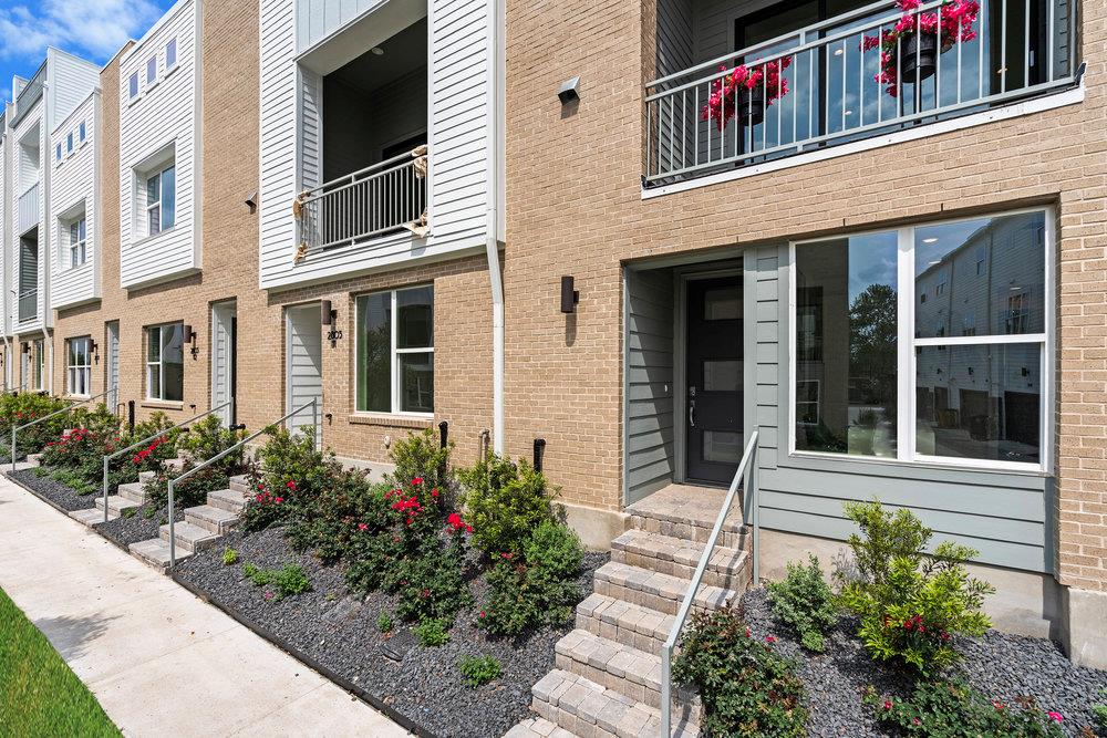 2805 McCurdy ST # 10