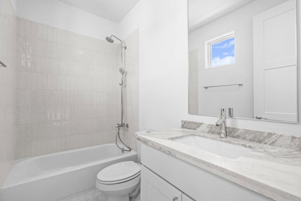 2805 McCurdy ST # 10