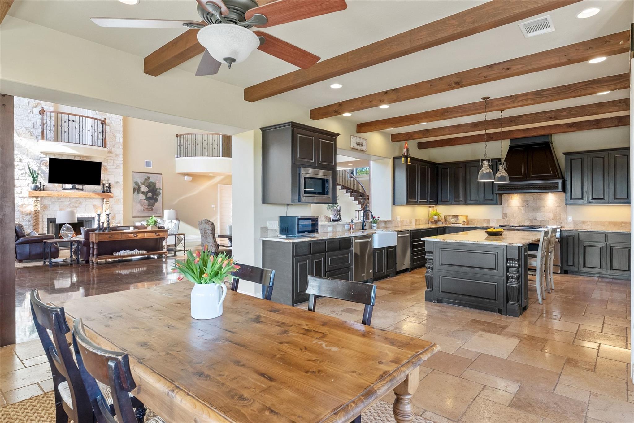 Cricket Hill Ranch Estate on Creek Rd