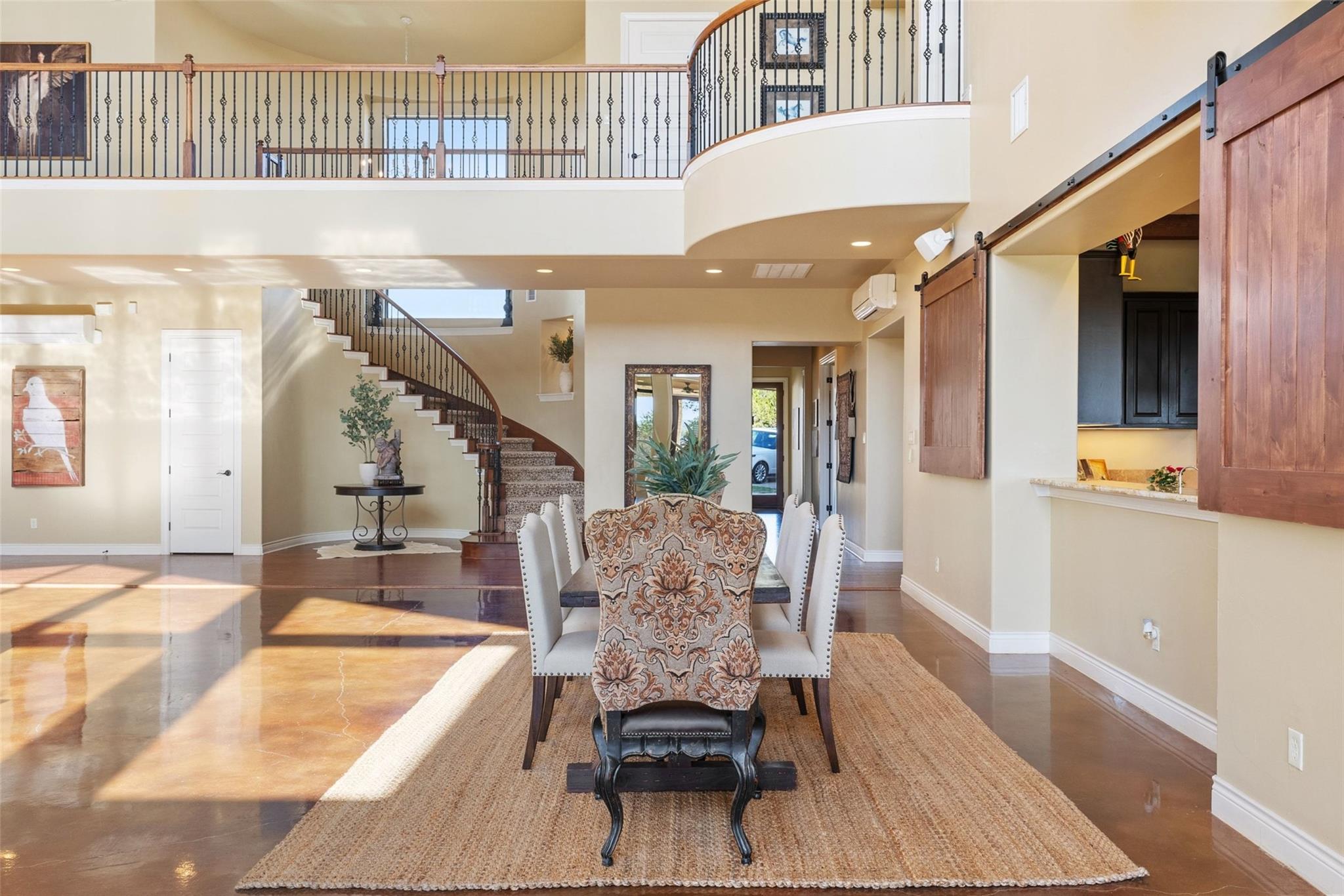 Cricket Hill Ranch Estate on Creek Rd