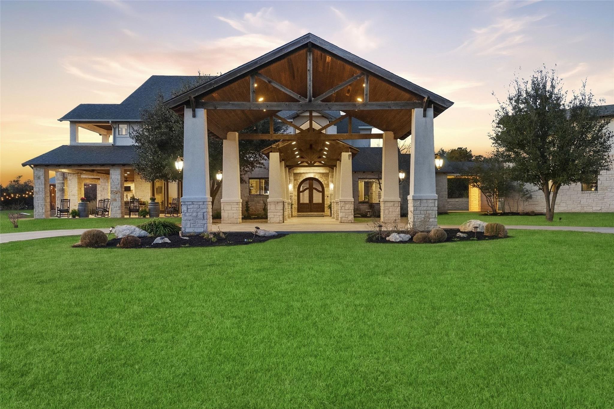 Cricket Hill Ranch Estate on Creek Rd