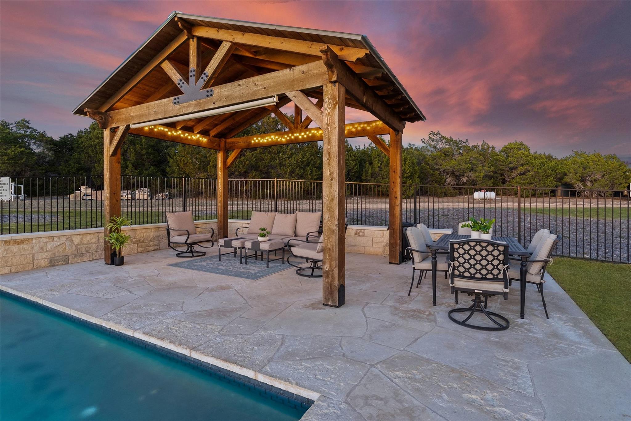 Cricket Hill Ranch Estate on Creek Rd