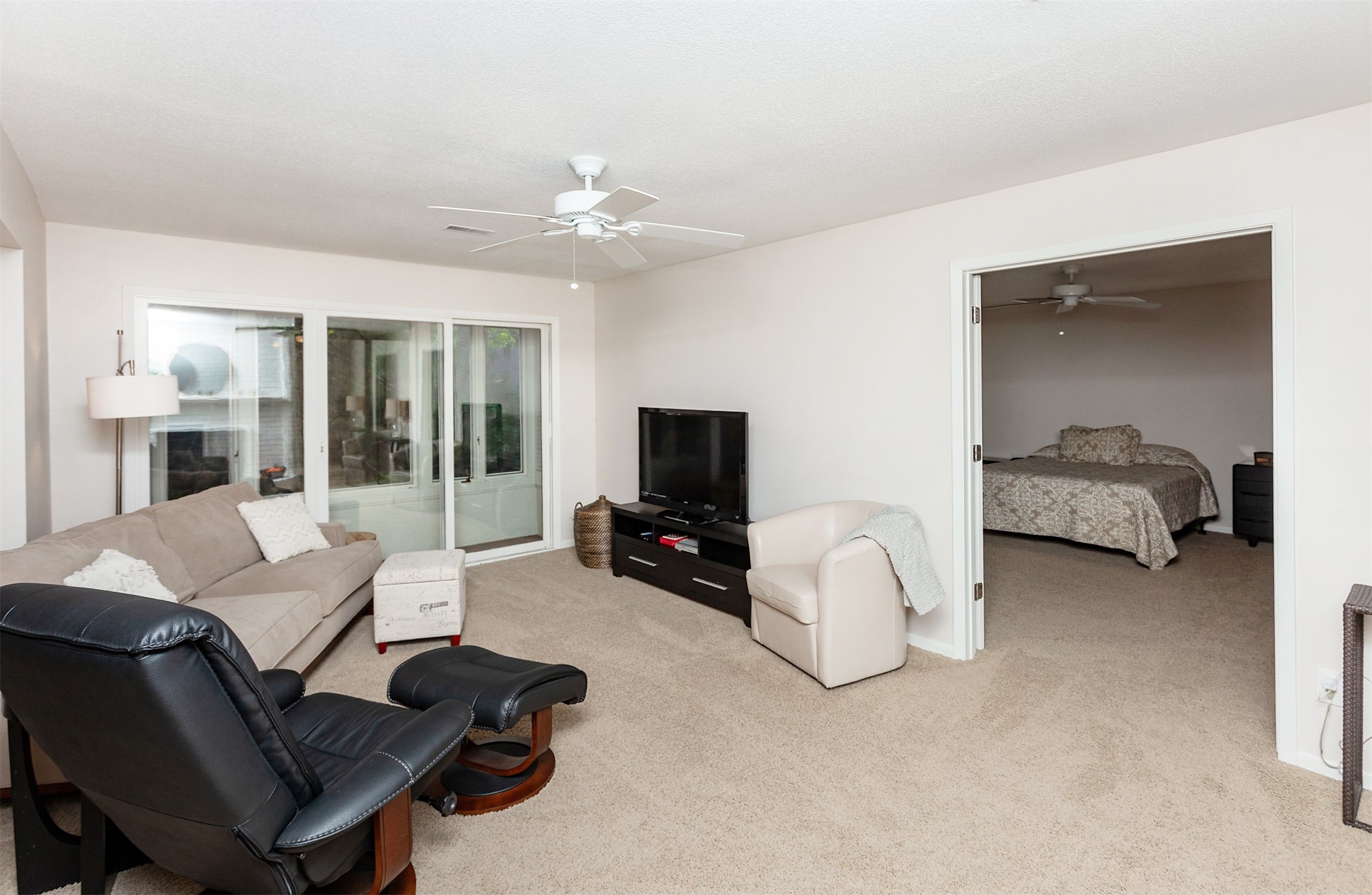 4323 Grand Avenue 216