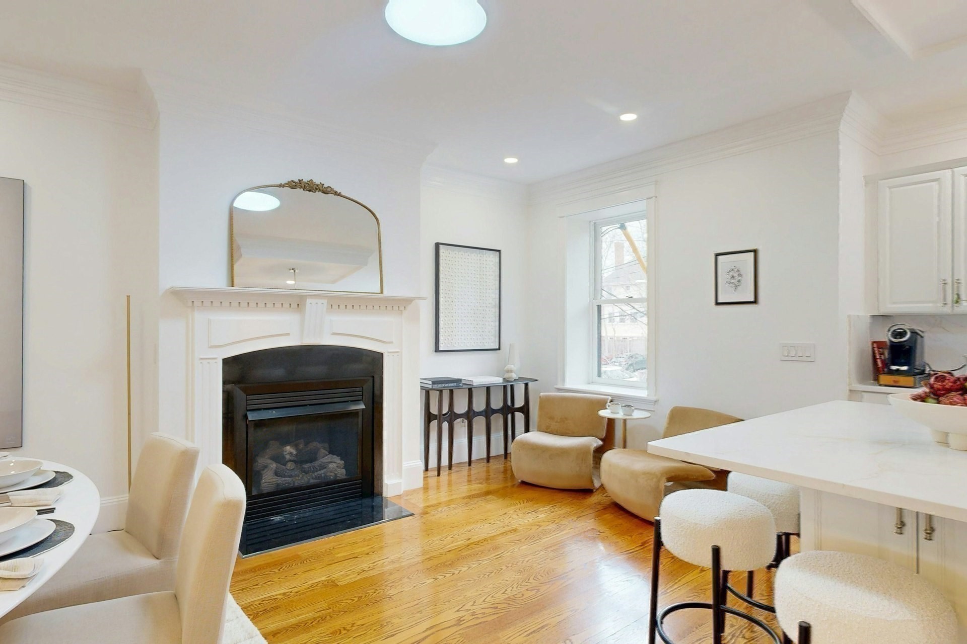 322 Tappan St # 2