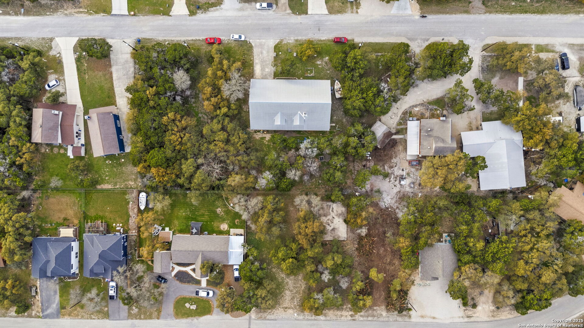 1562 Bonnyview