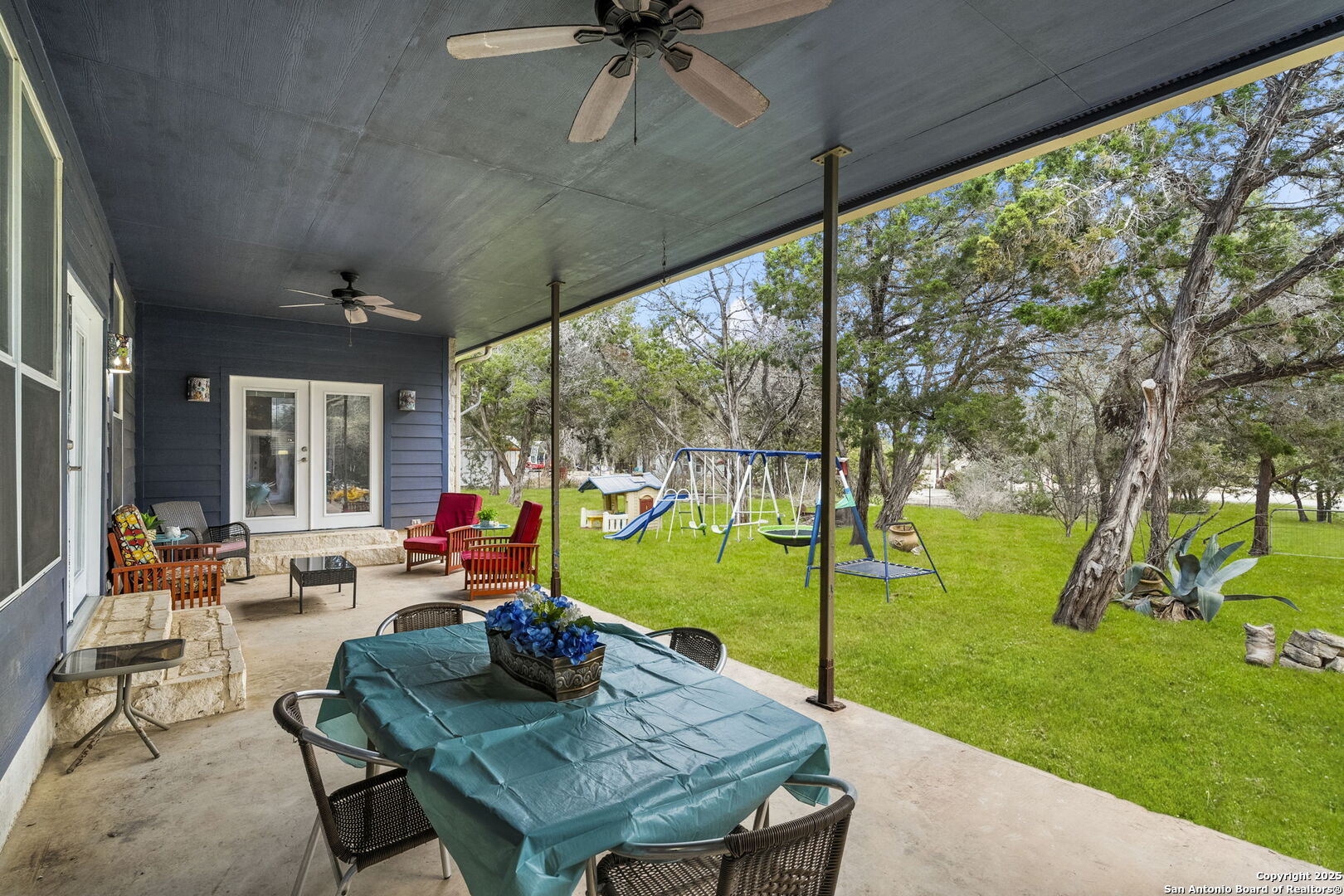 1562 Bonnyview