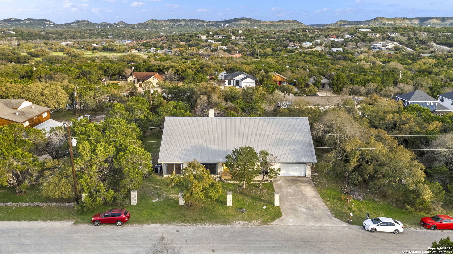 1562 Bonnyview