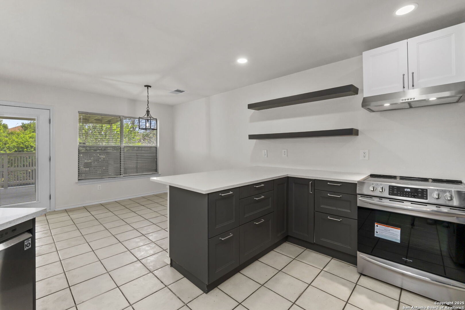 9718 Cameron Creek