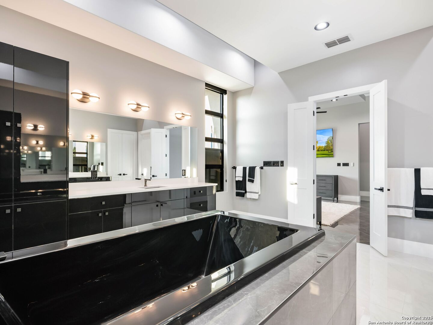 25003 Miranda Ridge