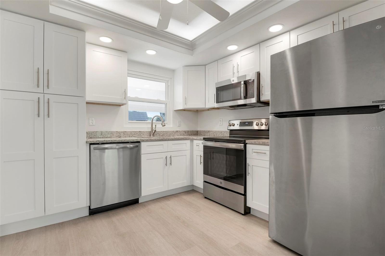 5471 RIVERBLUFF CIR #V-41