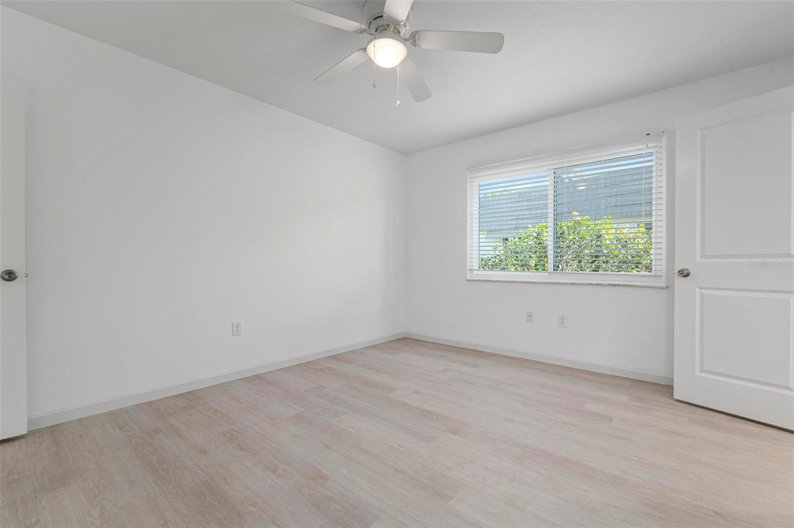 5471 RIVERBLUFF CIR #V-41