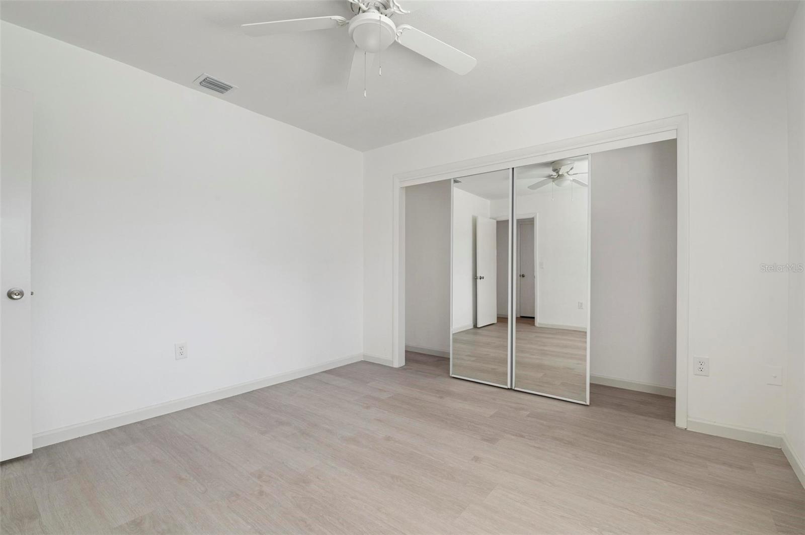 5471 RIVERBLUFF CIR #V-41