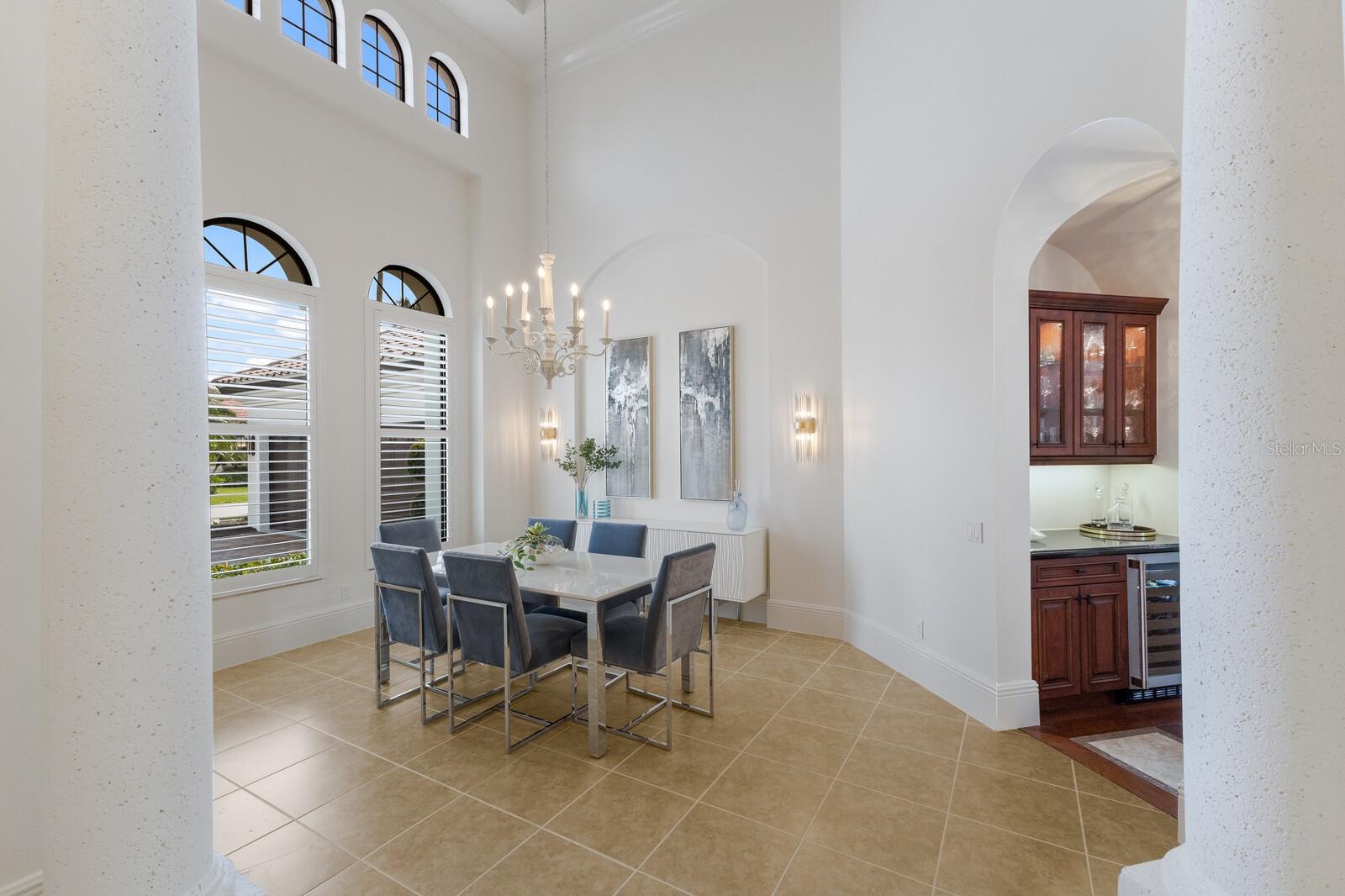 7210 DESERT RIDGE GLN