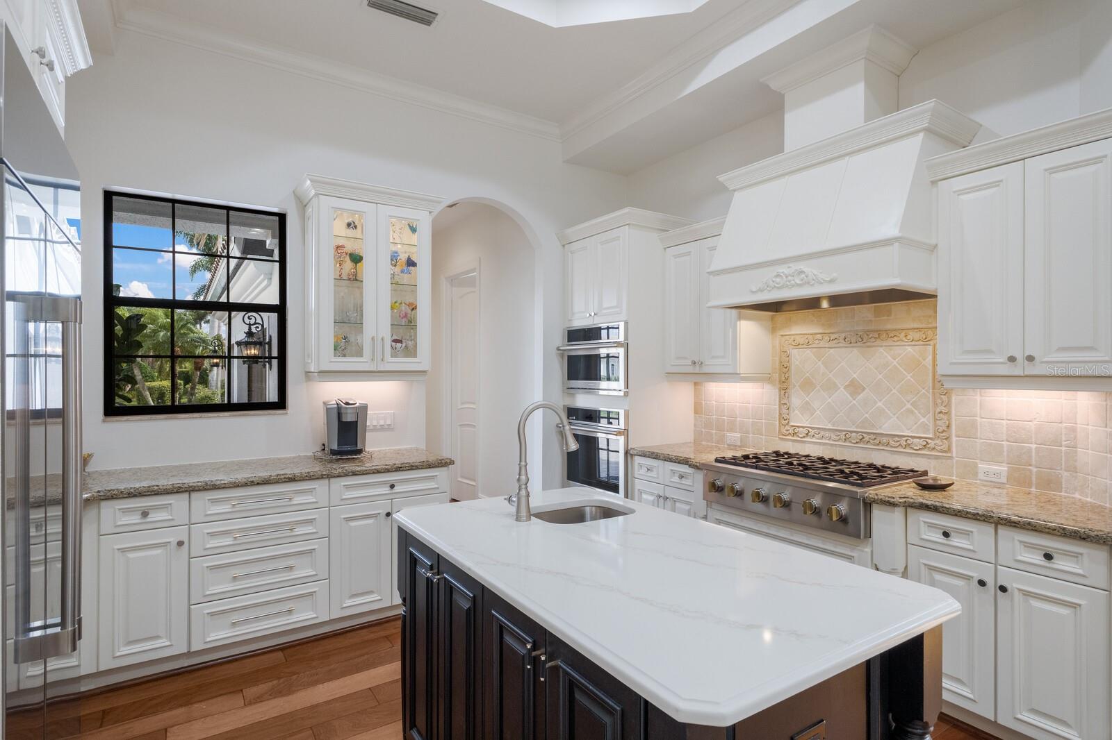 7210 DESERT RIDGE GLN