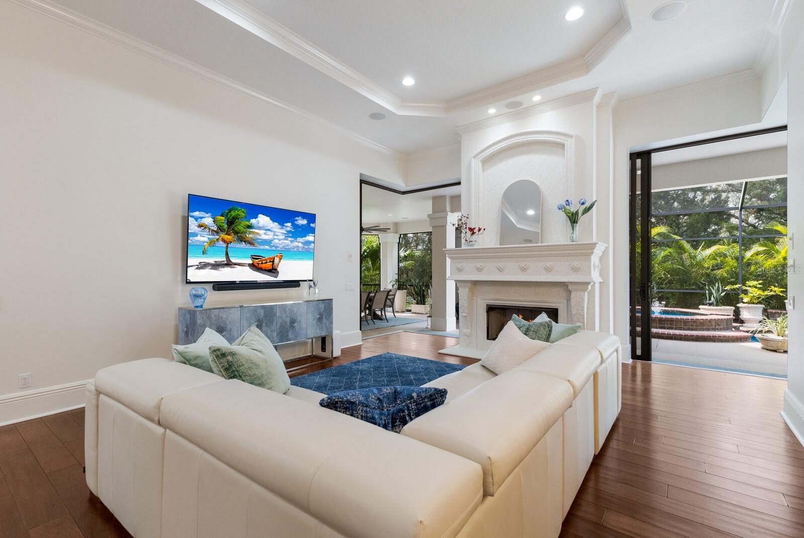 7210 DESERT RIDGE GLN