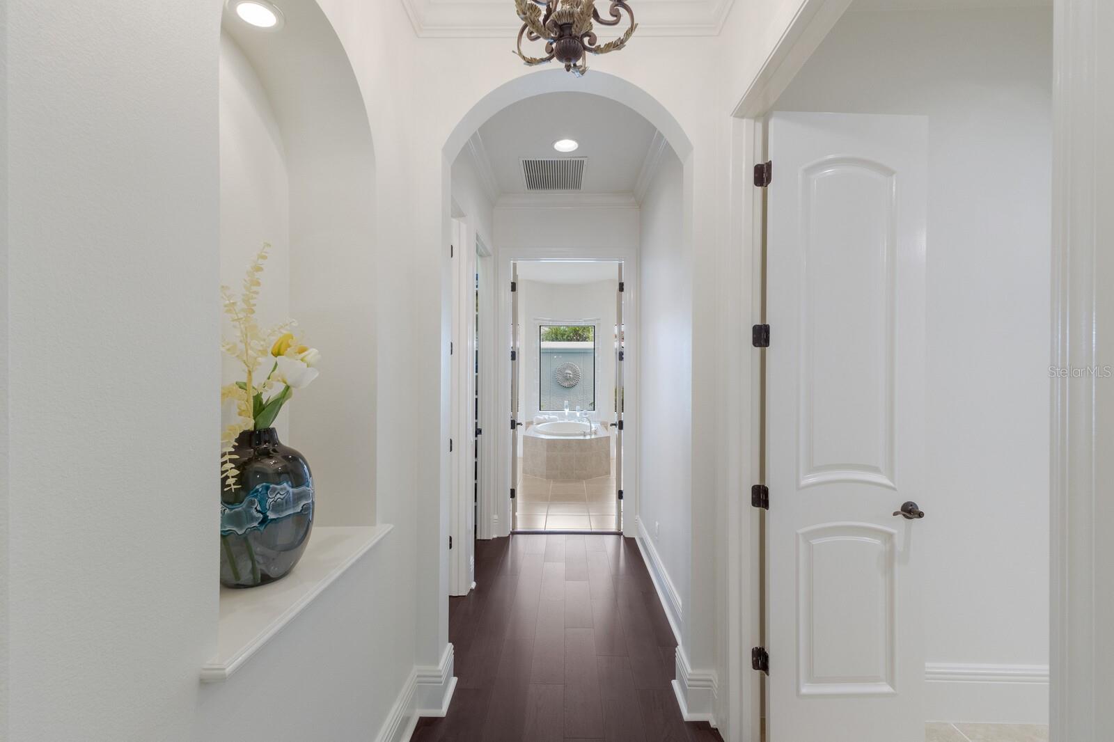 7210 DESERT RIDGE GLN