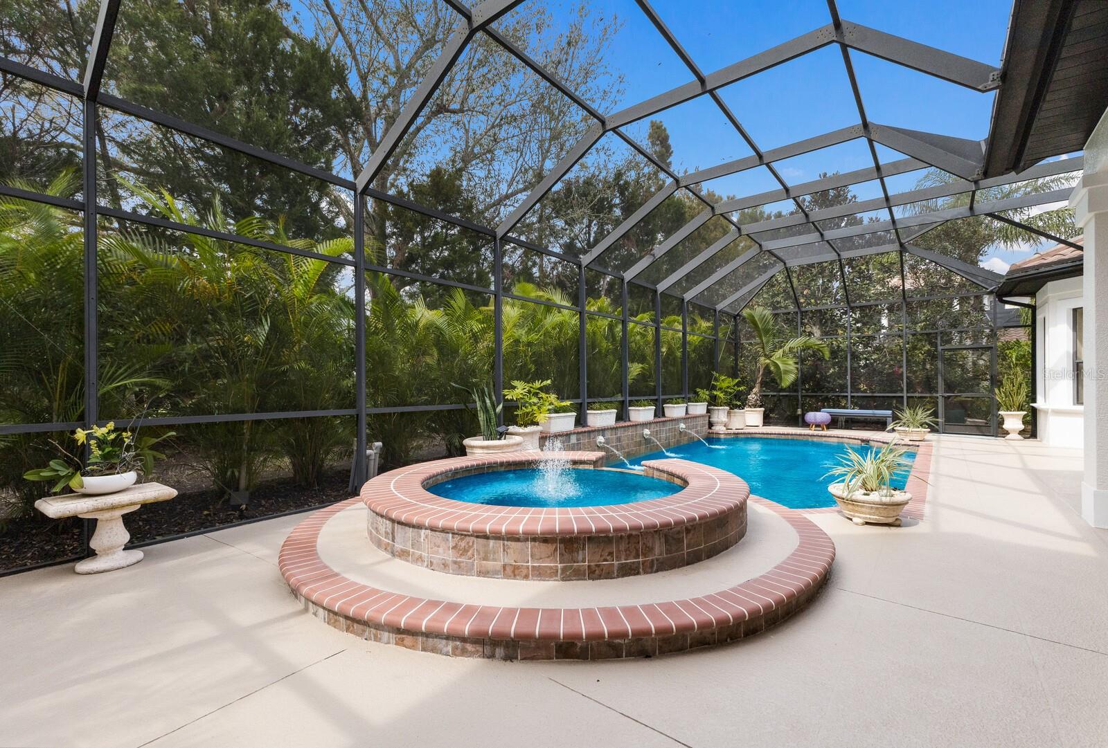 7210 DESERT RIDGE GLN