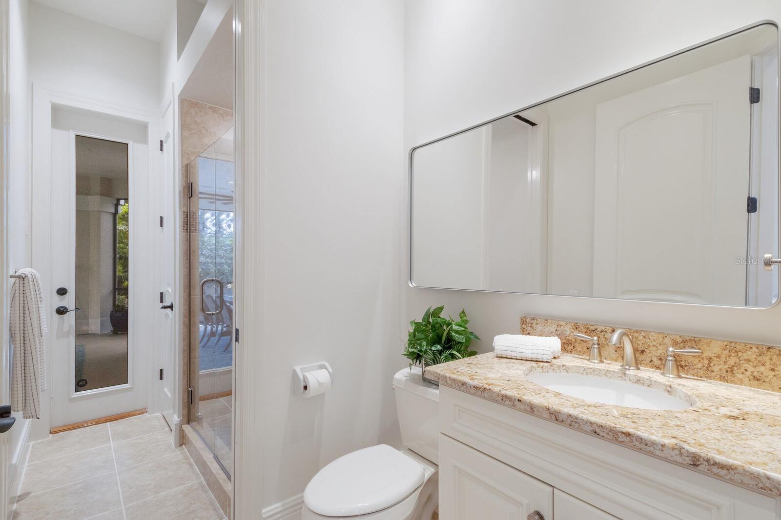 7210 DESERT RIDGE GLN