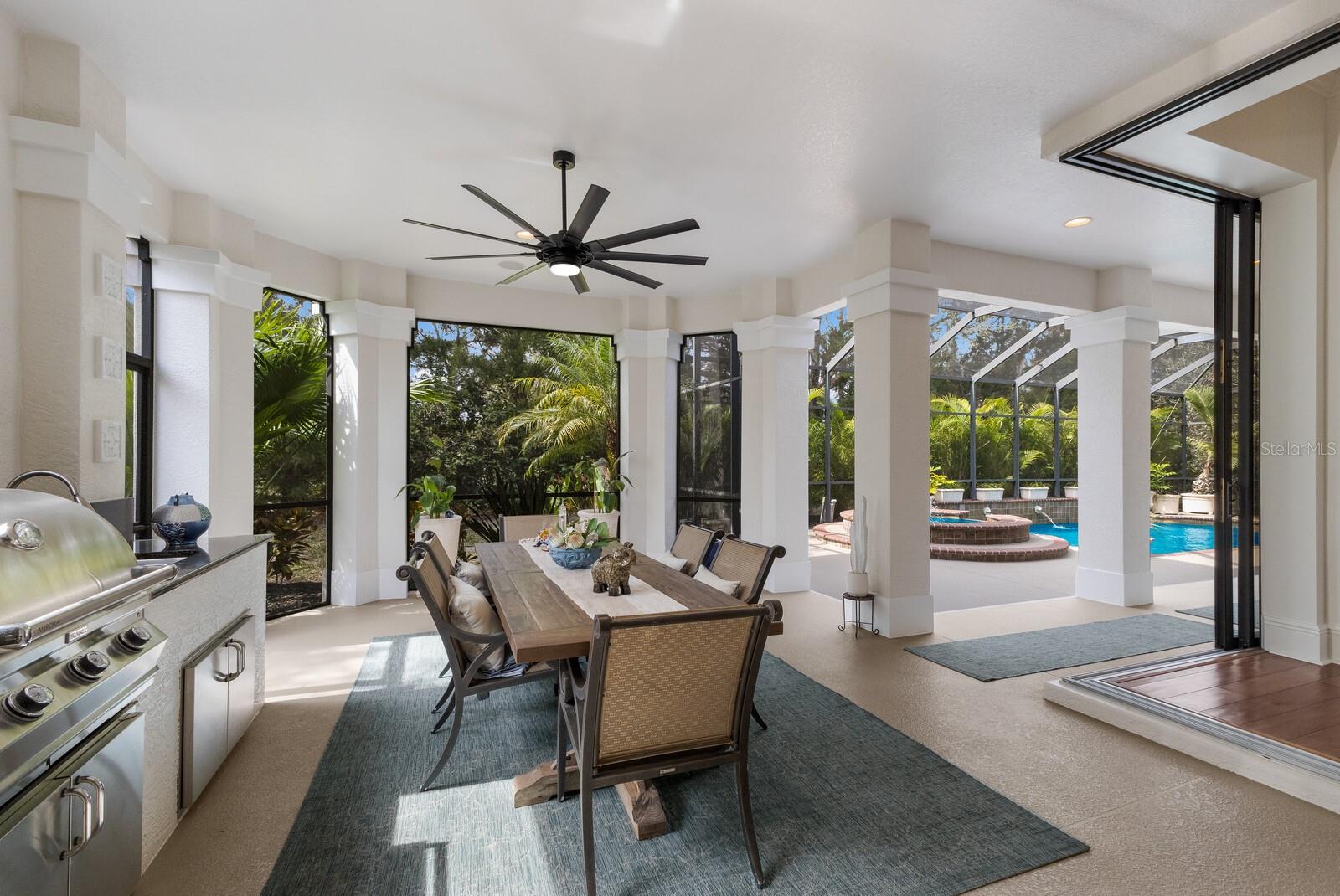 7210 DESERT RIDGE GLN