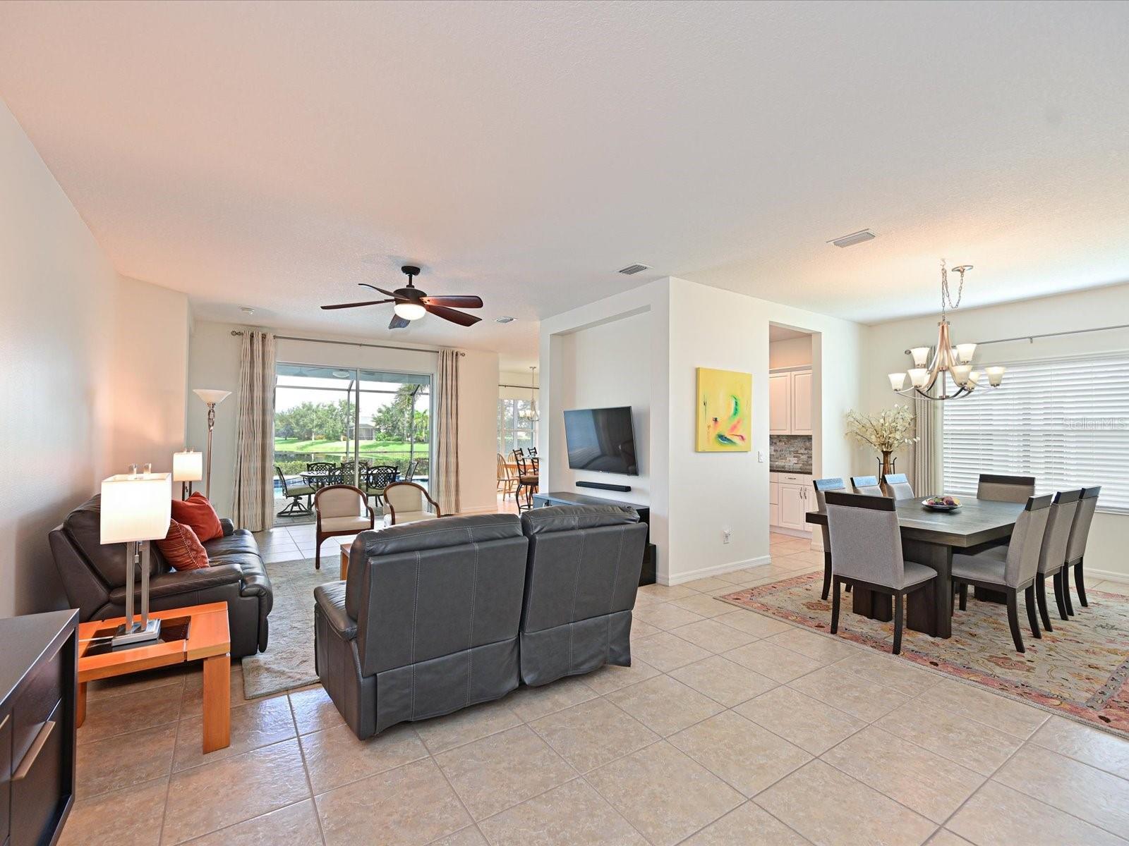 11907 FOREST PARK CIR