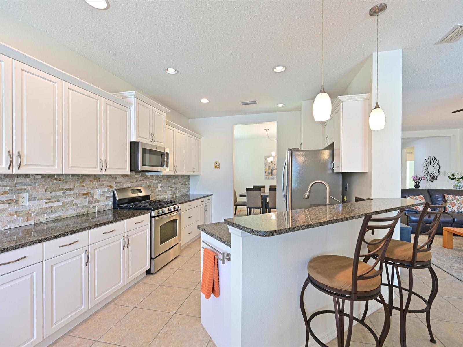 11907 FOREST PARK CIR