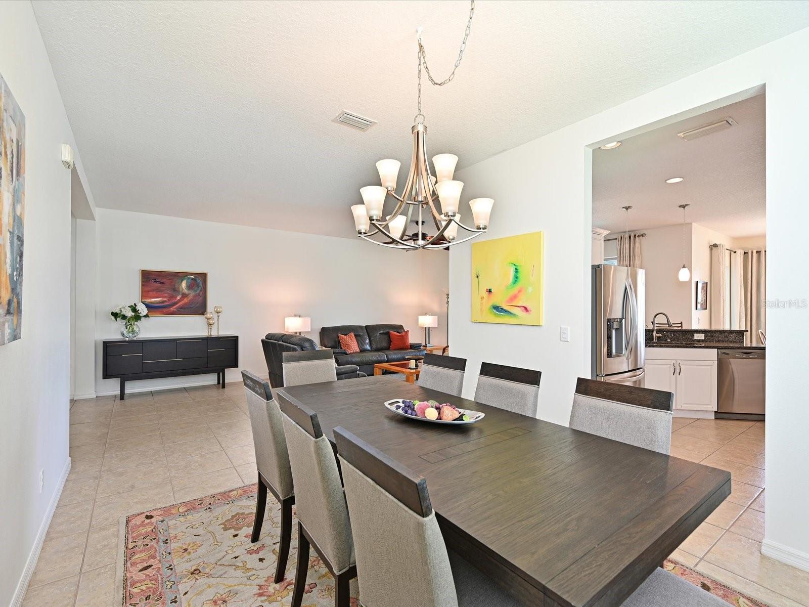 11907 FOREST PARK CIR