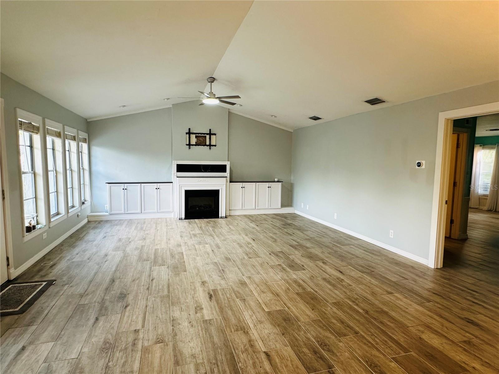 3959 PALAU DR