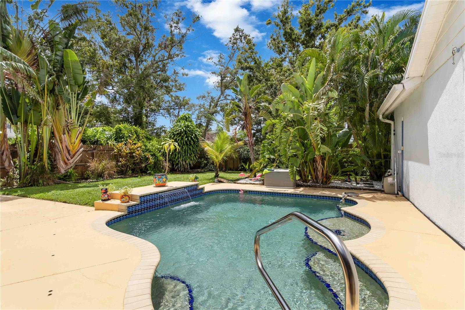 3959 PALAU DR