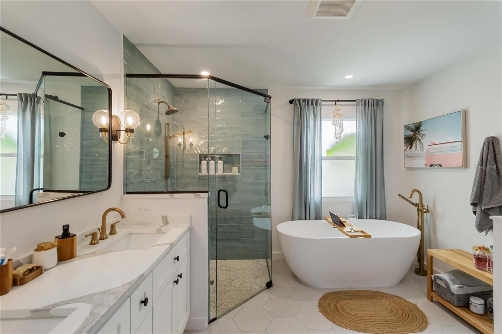 3959 PALAU DR