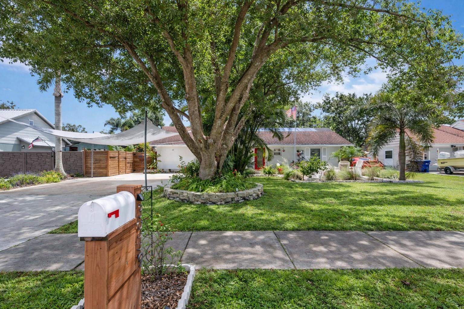 3959 PALAU DR