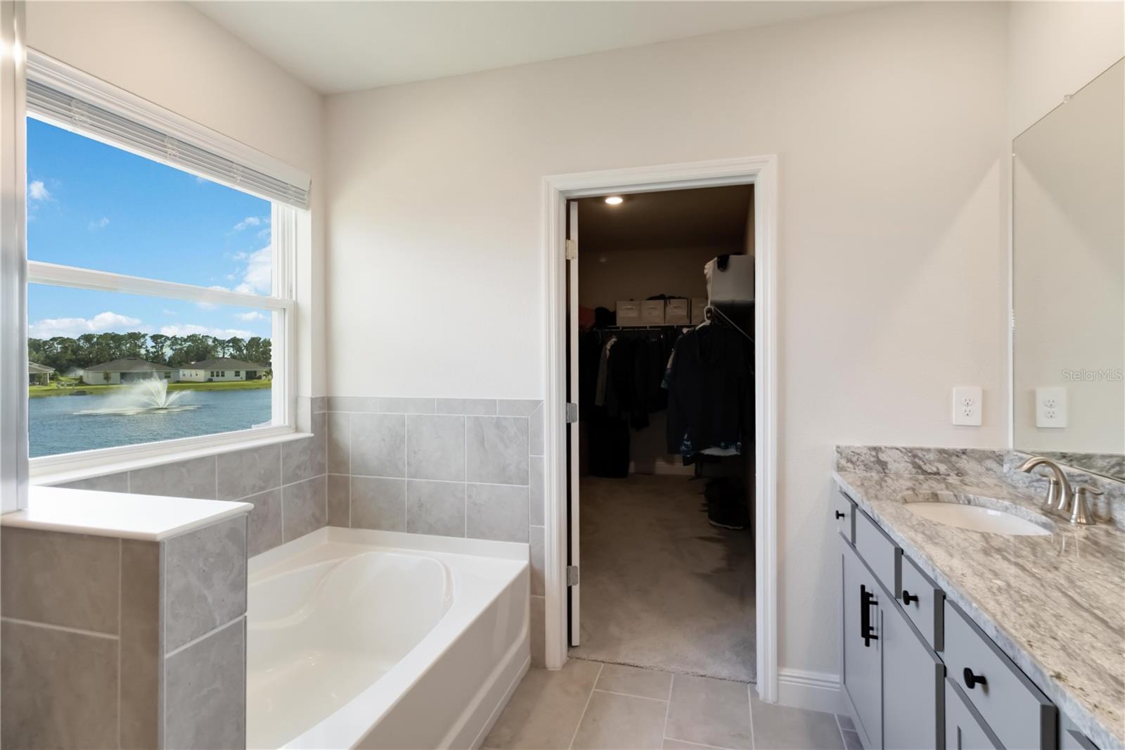 5307 GROVE MILL LOOP